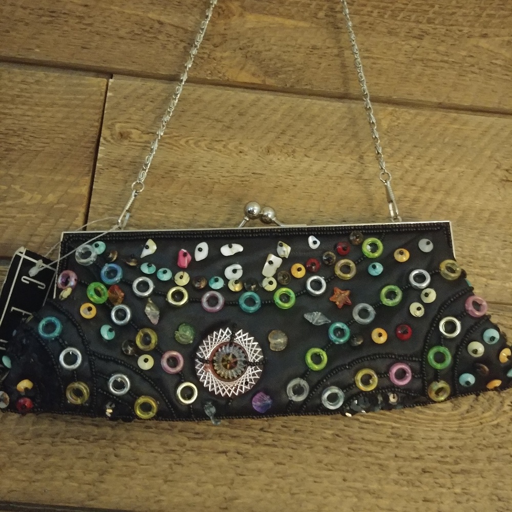GEM Clutch Beaded Purse with Seashells T6 - Picture 3 of 9